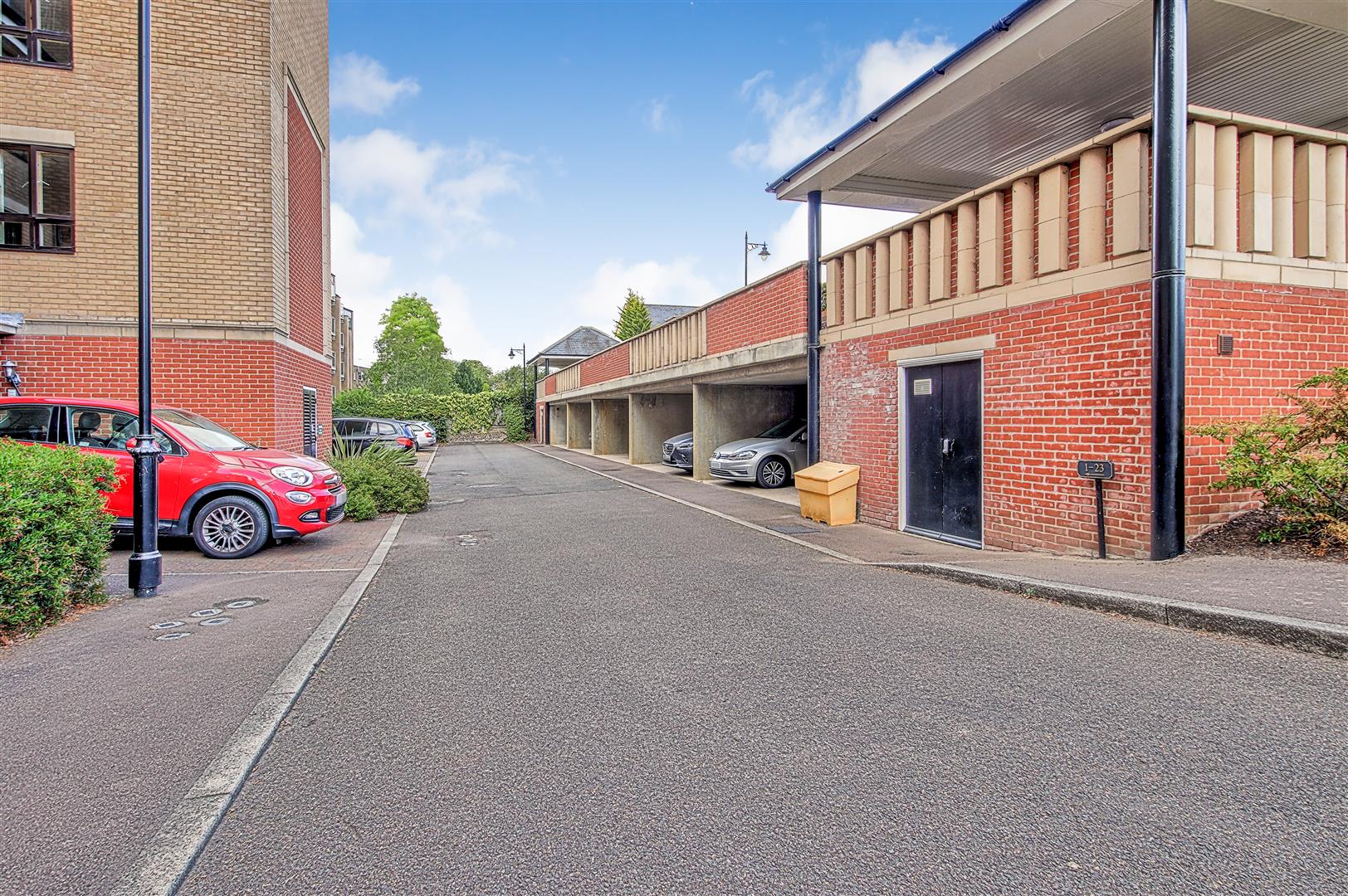 St Bartholomew's Ct, Cambridge